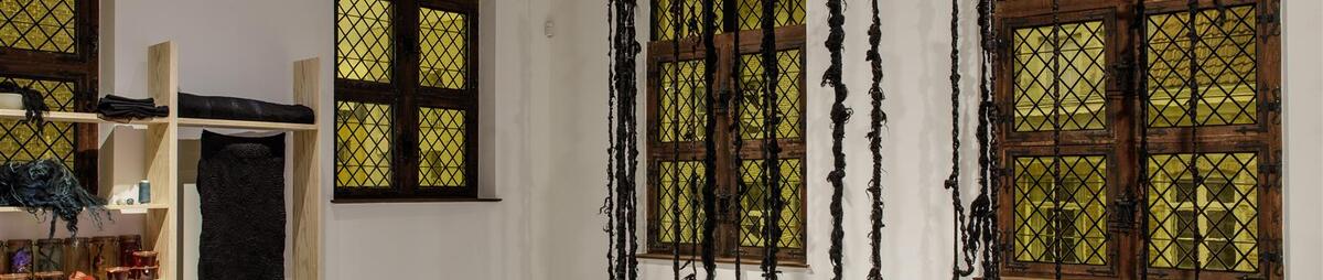 back-to-black-c-sophie-nuytten-lowres-2-.jpg